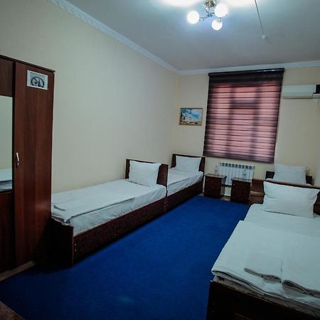 Hostel Mukarram Bukhara Bagian luar foto