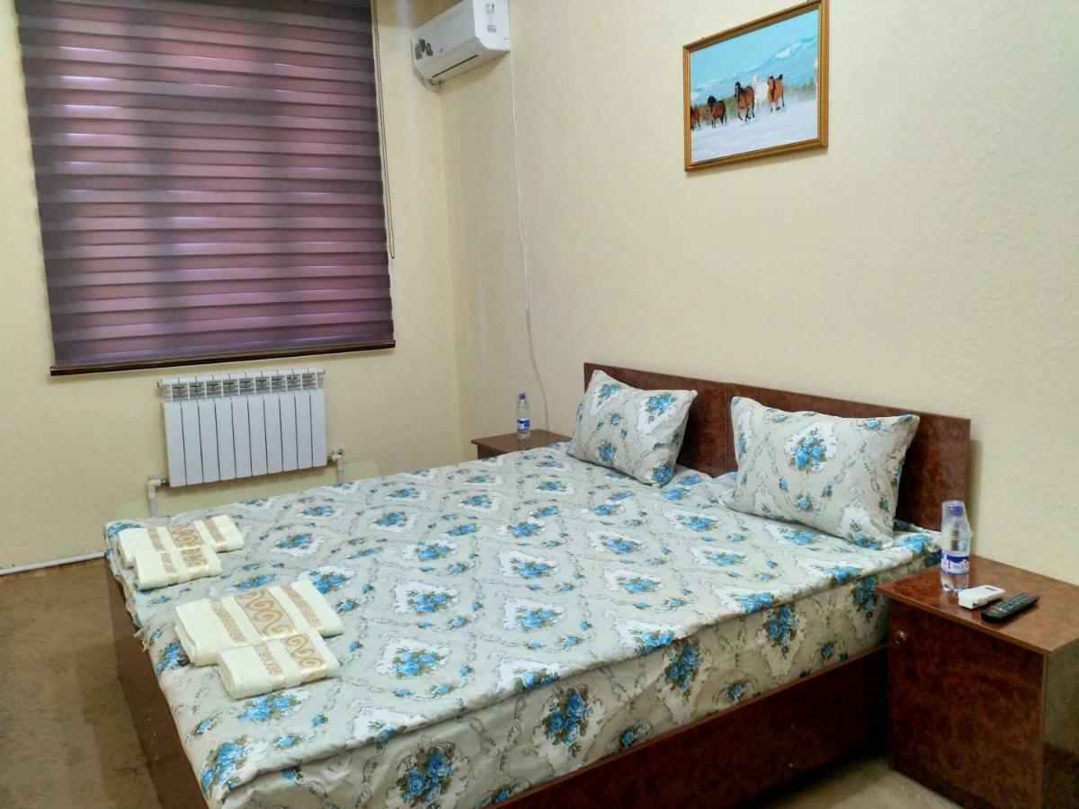 Hostel Mukarram Bukhara Bagian luar foto