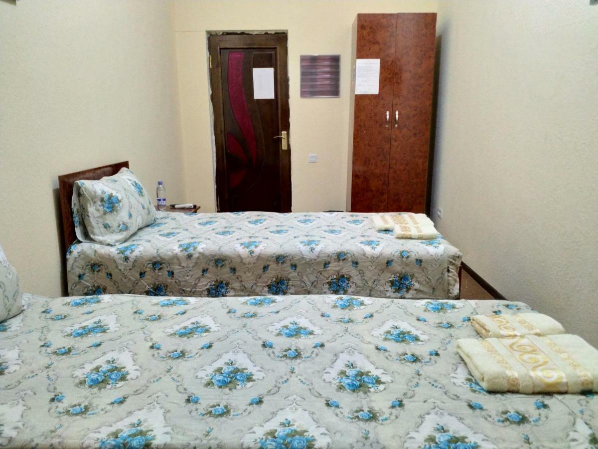 Hostel Mukarram Bukhara Bagian luar foto