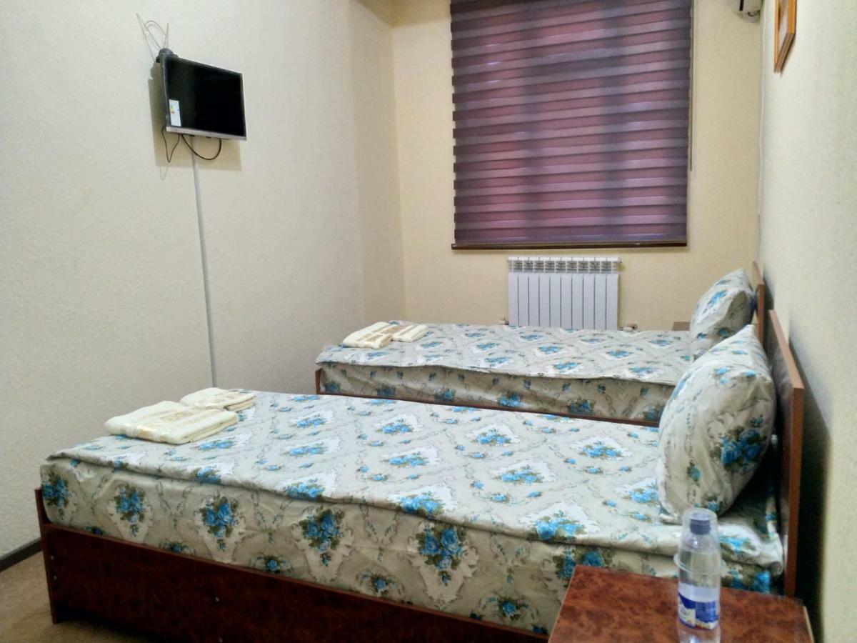 Hostel Mukarram Bukhara Bagian luar foto