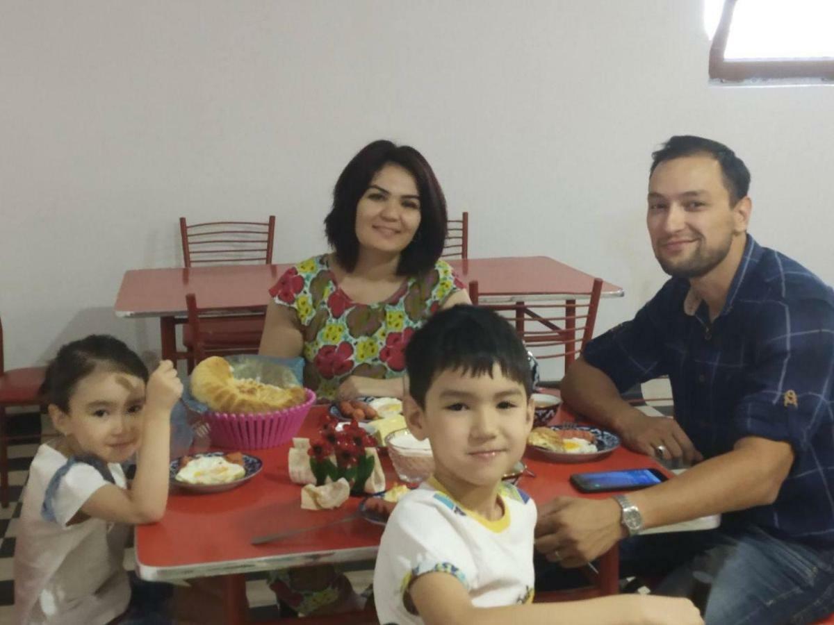 Hostel Mukarram Bukhara Bagian luar foto